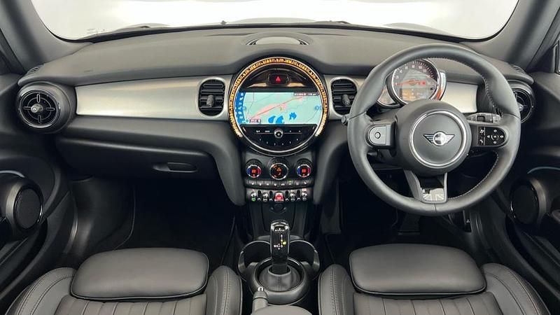 Used Mini Cooper Exclusive 134 HP (98 kW) 2022 Black Hatchback