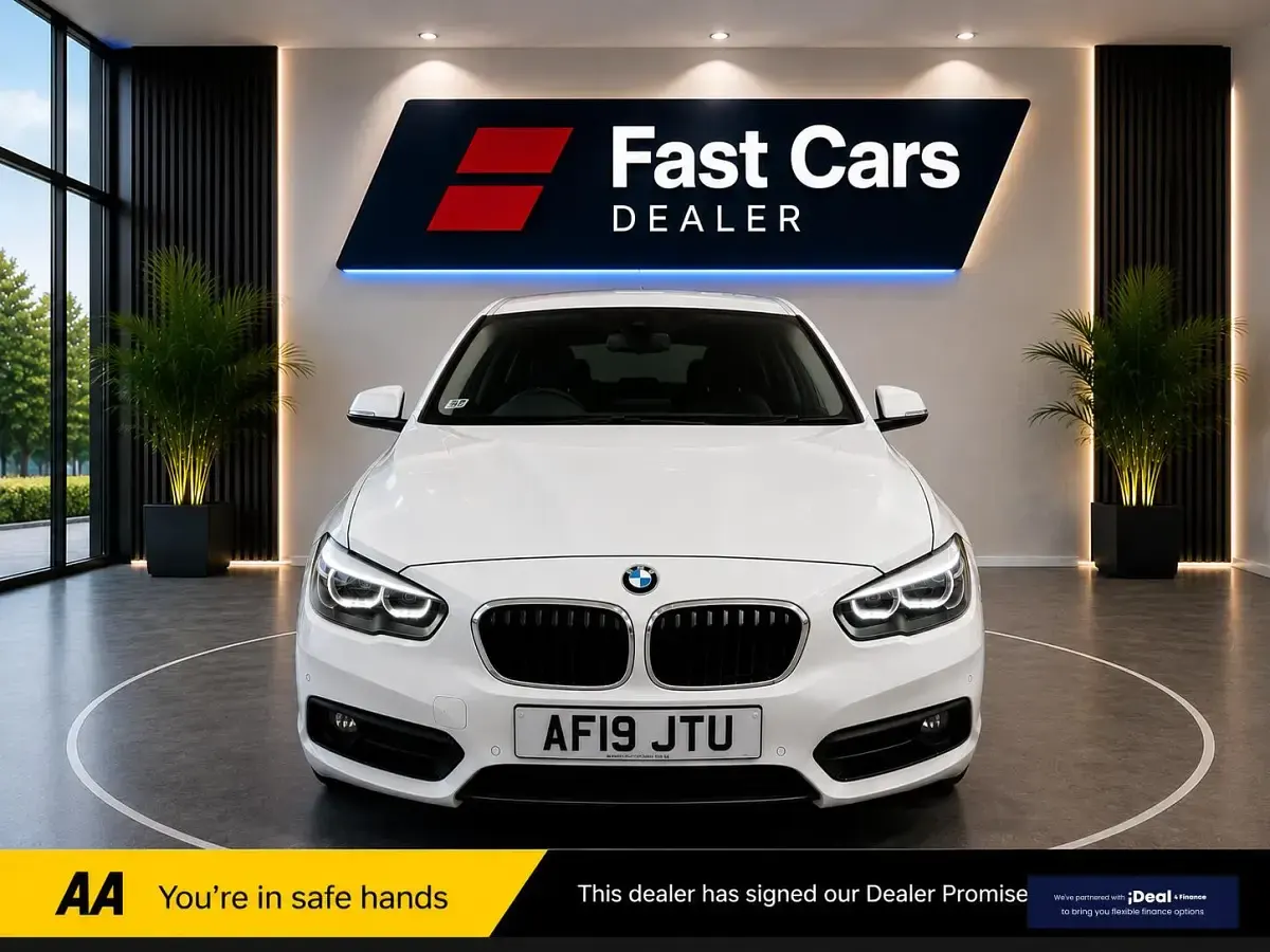 Used BMW 118 Sport Line 136 HP (100 kW) 2018 White Hatchback