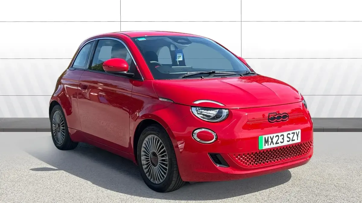 Used Fiat 500e Red 69 kW (95 HP) 2023 Hatchback