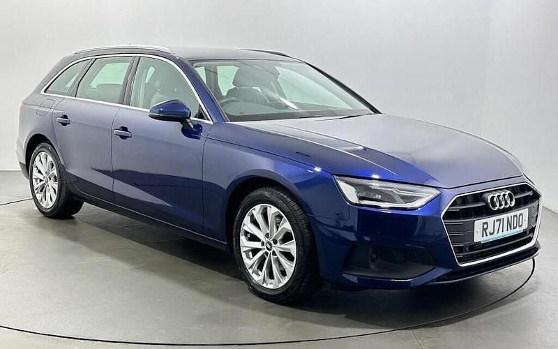 Used Audi A4 Comfort 150 HP (110 kW) 2022 Blue Estate