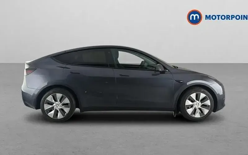 Used Tesla Model Y Long Range AWD 286 kW (389 HP) 2025 SUV