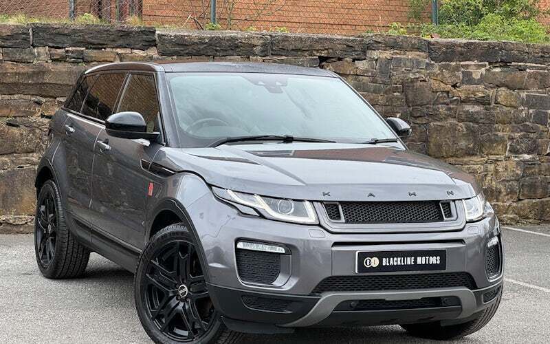 Used 2019 Land Rover Range Rover evoque SE Hatchback | £13,995 (Good price) - Image 1/4