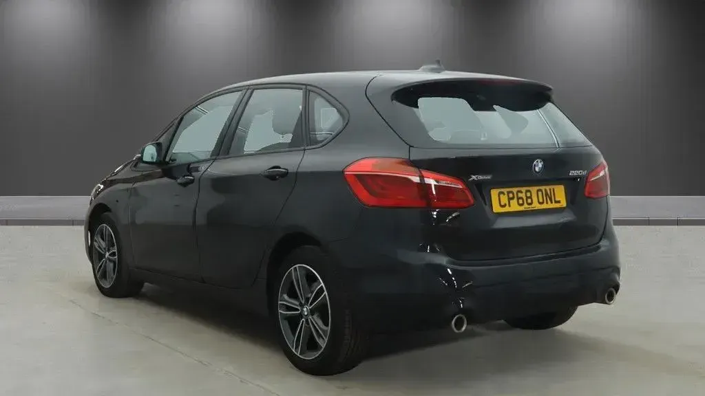Used BMW 220 Sport Line 190 HP (139 kW) 2019 Black MPV