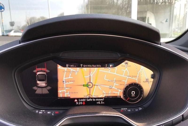 Begagnad Audi TT S-Line 184 HK (135 kW) 2015 Vit Sportkupé