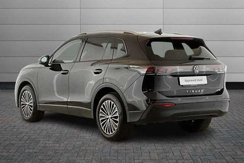 Used VW Tiguan Match 150 HP (110 kW) 2024 Black SUV