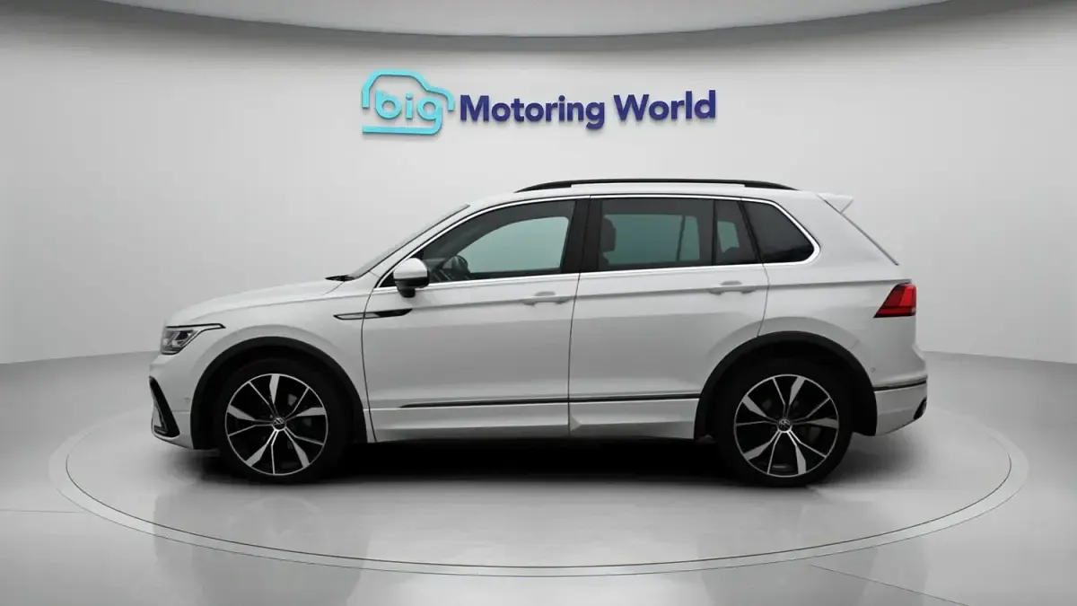 Used VW Tiguan R-line 150 HP (110 kW) 2023 White SUV