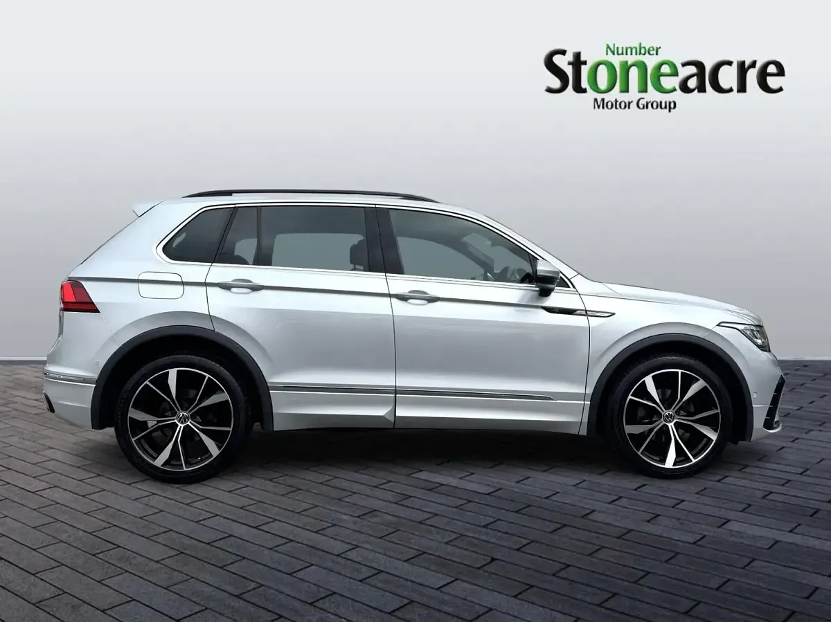 Used VW Tiguan R-line 150 HP (110 kW) 2022 Silver SUV
