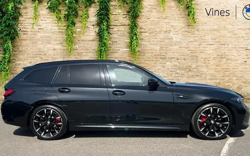 Used BMW 320 M Sport 184 HP (135 kW) 2025 Black Estate
