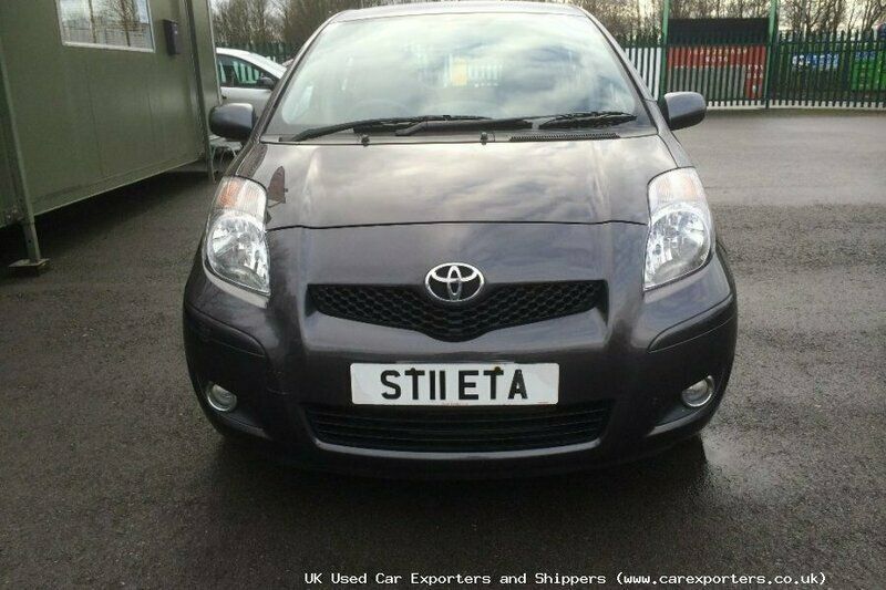 Begagnad Toyota Yaris 2011 Halvkombi