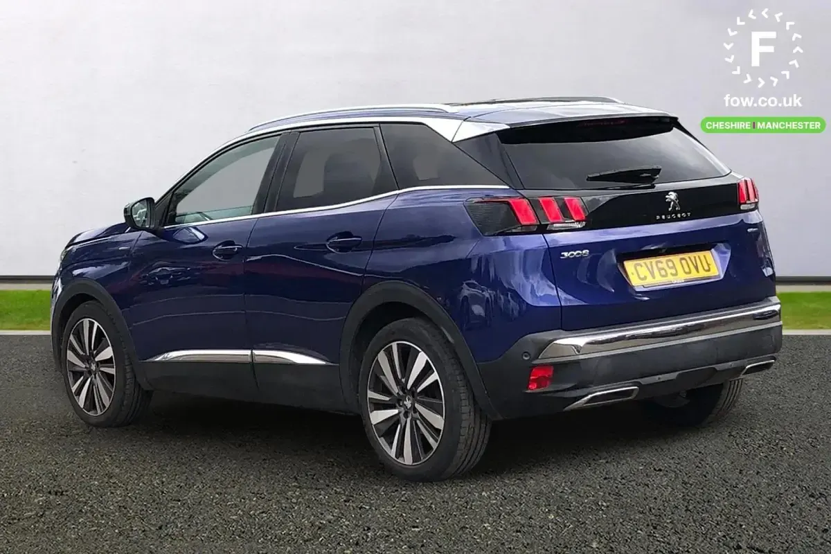Used Peugeot 3008 Premium 181 HP (133 kW) 2019 Blue SUV