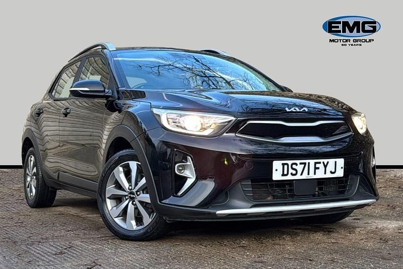 Black Used 2022 Kia Stonic SUV | £11,995 (Good price) - Image 1/3