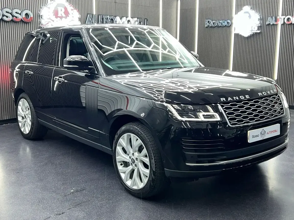 Used Land Rover Range Rover Vogue SE 404 HP (297 kW) 2021 Black SUV