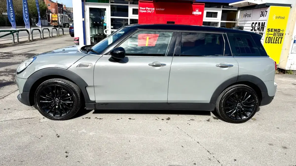 Usado Mini Cooper Clubman 136 CV (100 kW) 2016 Gris Familiar