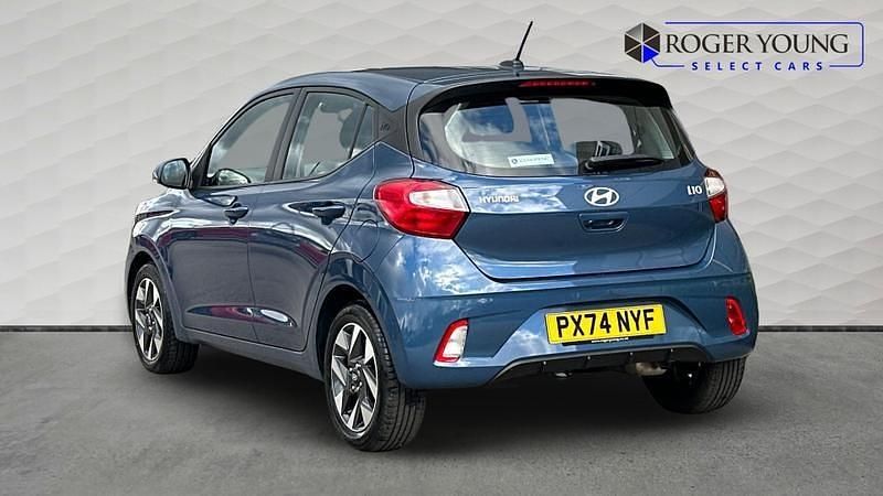Used Hyundai i10 Advanced 2024 Blue Hatchback