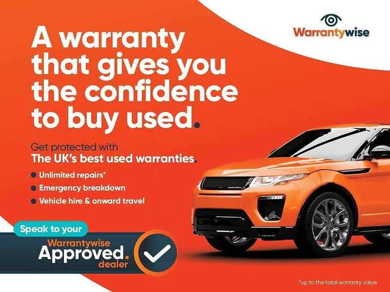 Used VW Golf VII SE 125 HP (91 kW) 2018 White Hatchback