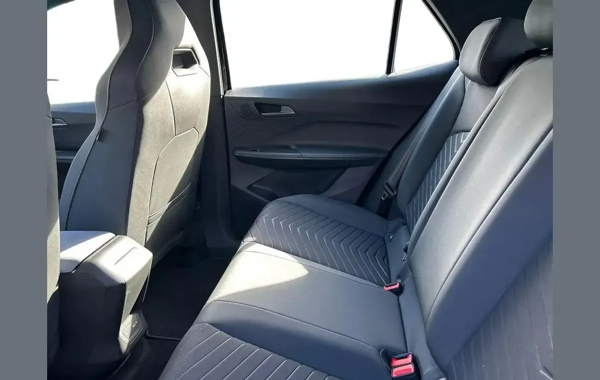 Novo Cupra Born e-Boost 169 kW (231 HP) 2025 Preto Citadino
