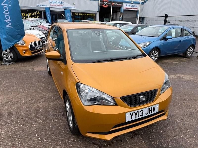 Used Seat Mii 60 HP (44 kW) 2013 Yellow Hatchback
