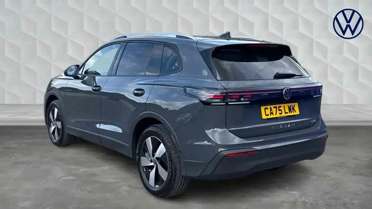 Used VW Tiguan Match 150 HP (110 kW) 2025 Grey SUV