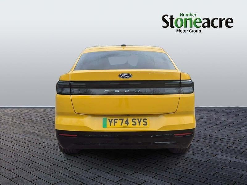 Used Ford Capri Select 210 kW (286 HP) 2024 Yellow SUV