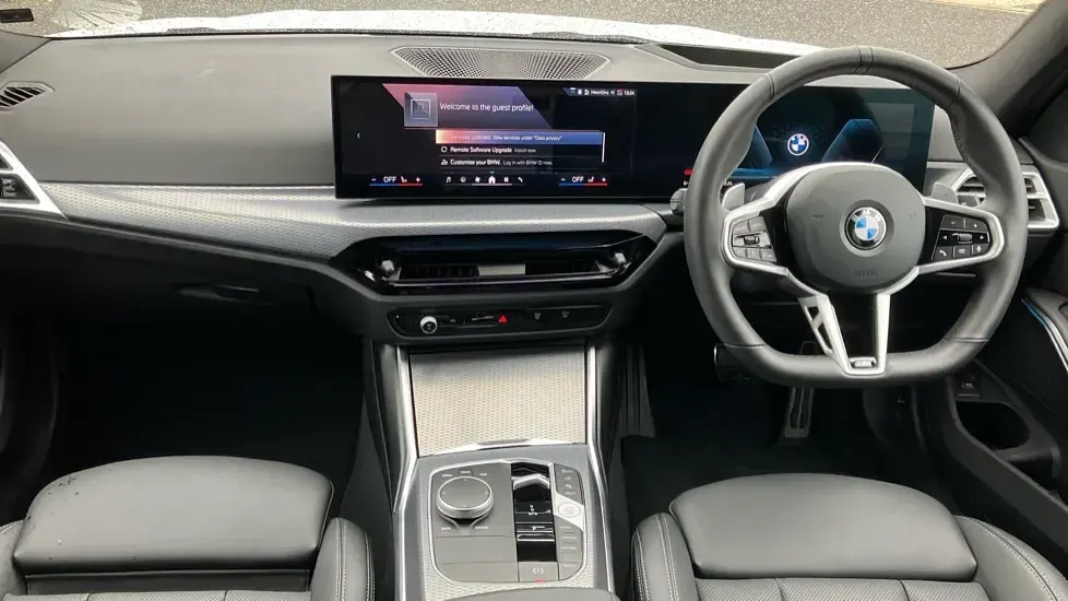 Usado BMW 320 M Sport 184 HP (135 kW) 2025 Branco Carrinha