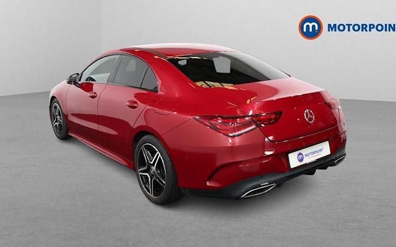 Used Mercedes CLA200 Executive 163 HP (119 kW) 2022 Red Sedan
