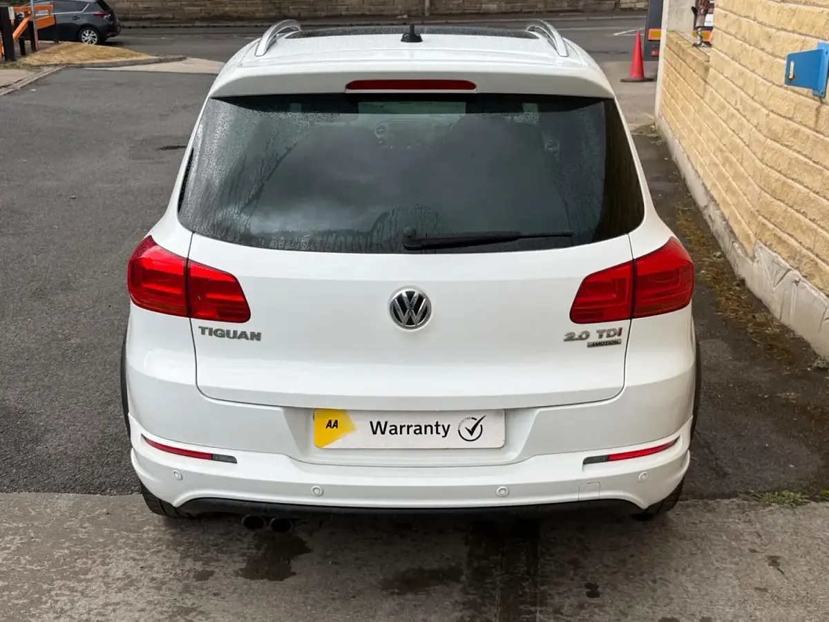 Used VW Tiguan R-line 177 HP (130 kW) 2015 White SUV