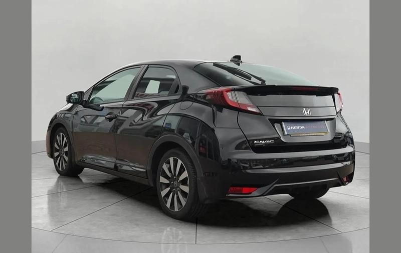 Used Honda Civic SE Plus 98 HP (72 kW) 2017 Black Hatchback