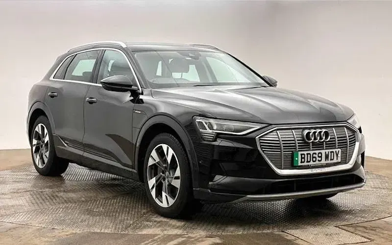 Used Audi e-tron Design 300 kW (408 HP) 2020 SUV