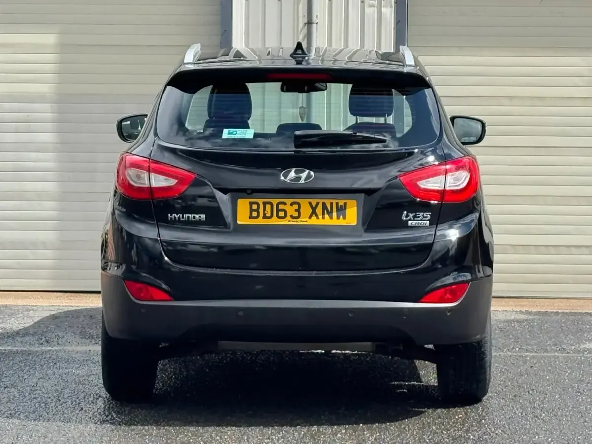 Usado Hyundai ix35 SE 115 HP (84 kW) 2014 Preto SUV