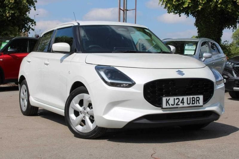 White Used 2024 Suzuki Swift Hatchback | £15,999 (A bit pricey) - Image 1/3
