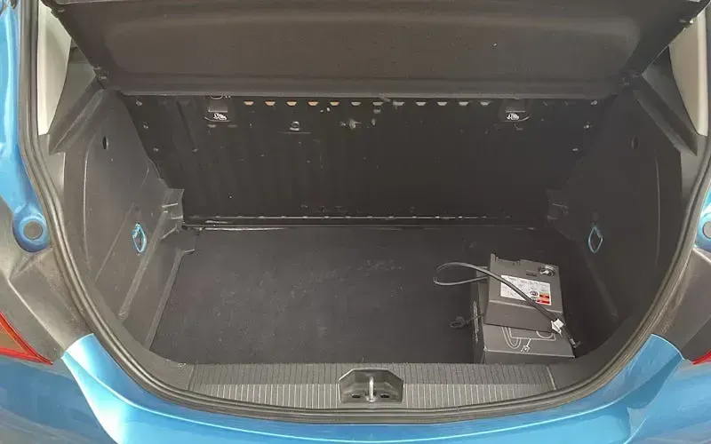 Used Vauxhall Corsa 75 HP (55 kW) 2019 Blue Hatchback