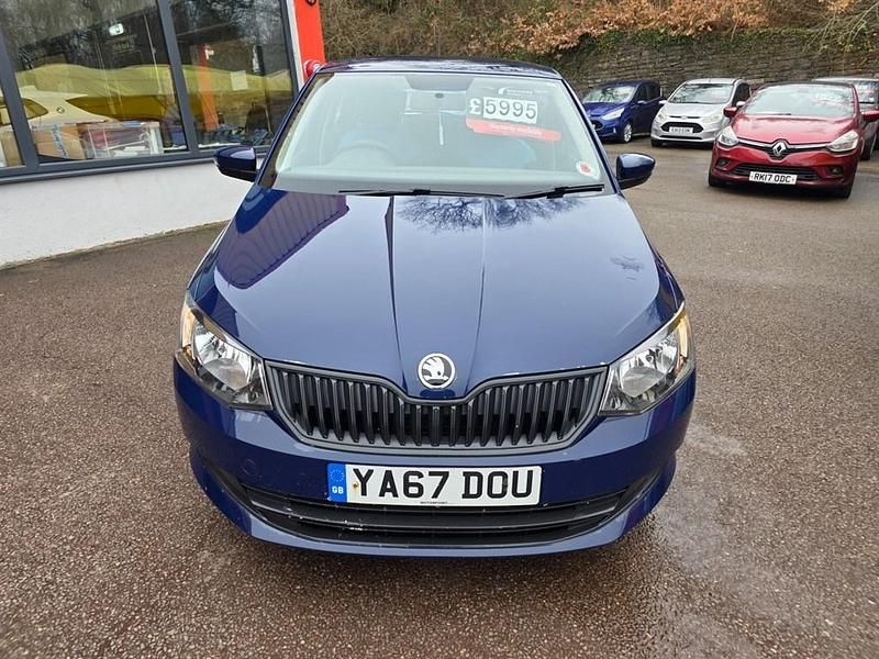 Used Skoda Fabia 60 HP (44 kW) 2017 Blue Hatchback