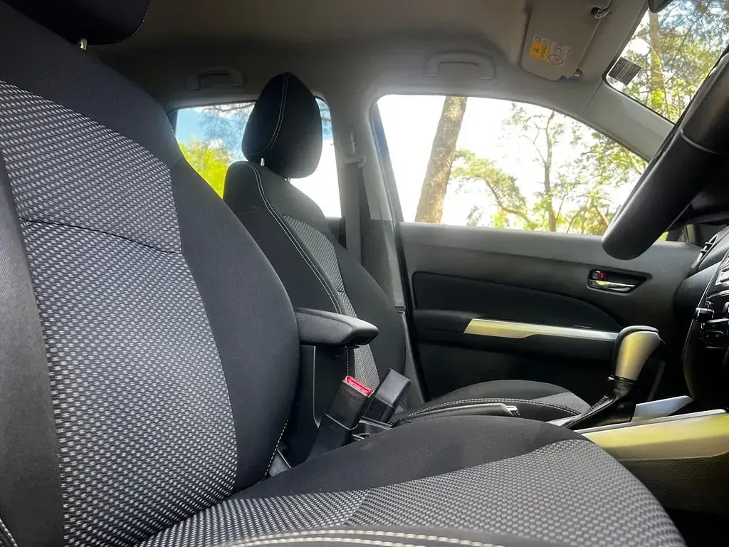 Gebraucht Suzuki Vitara SZ-T 140 PS (102 kW) 2019 Schwarz SUV