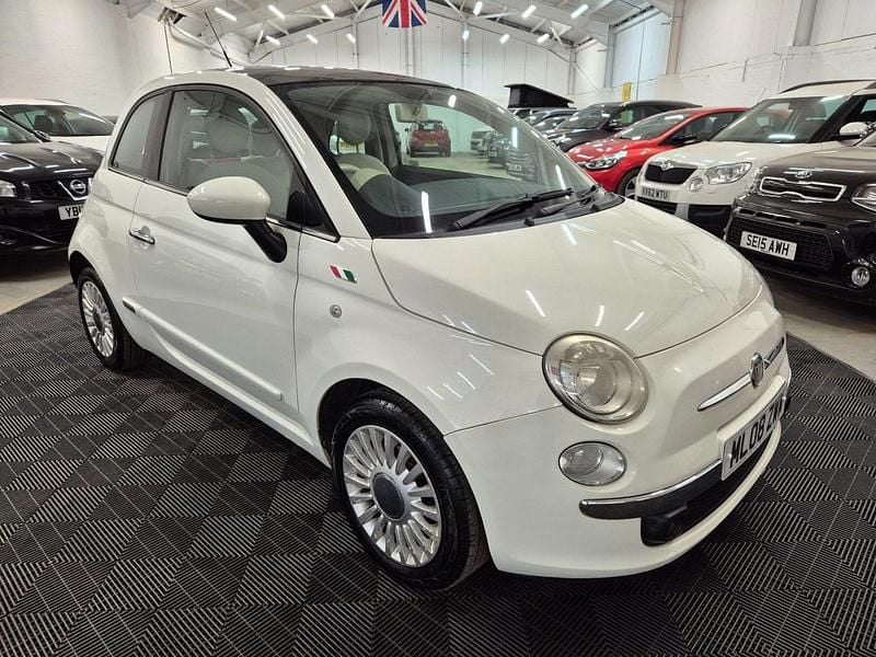 Used Fiat 500 Lounge 69 HP (50 kW) 2008 White Hatchback