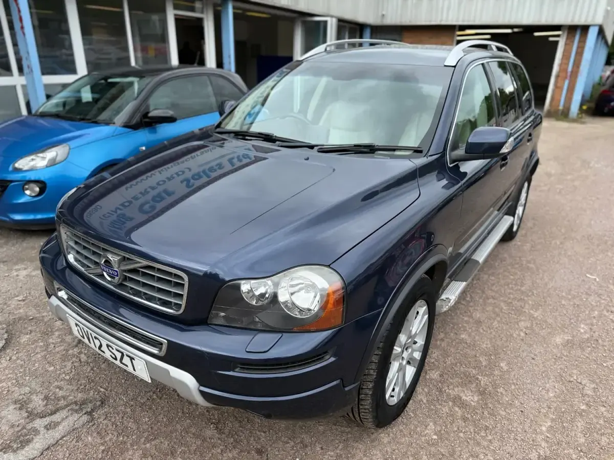 Usado Volvo XC90 SE 200 HP (147 kW) 2012 Azul SUV
