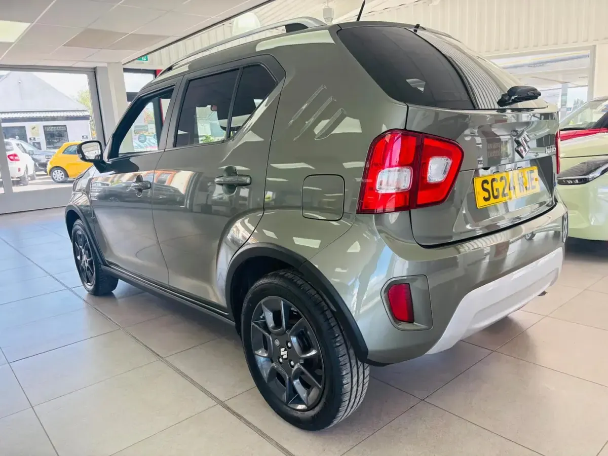 Used Suzuki Ignis SZ5 83 HP (61 kW) 2024 Green SUV