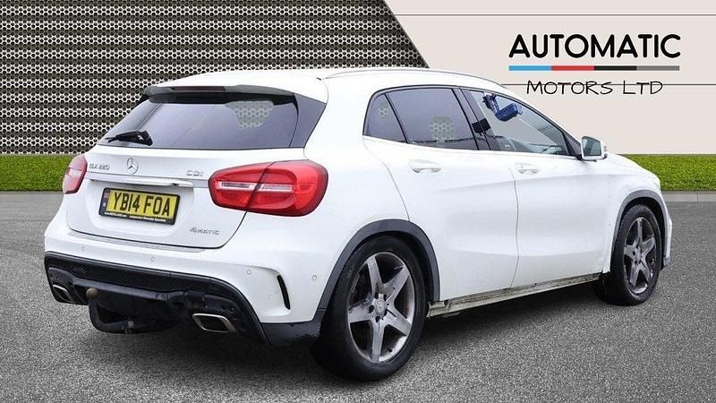 White Used 2014 Mercedes GLA220 AMG line SUV | £8,190 (Fair price) - Image 1/4