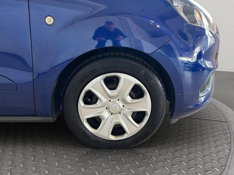 Used Ford Tourneo Courier Zetec 2019 Blue MPV