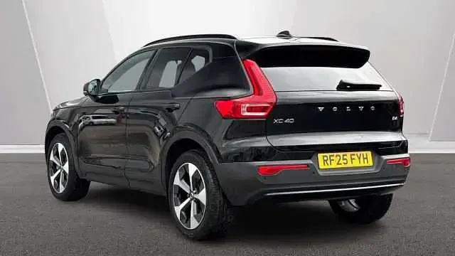 Used Volvo XC40 Plus 194 HP (142 kW) 2025 Black SUV
