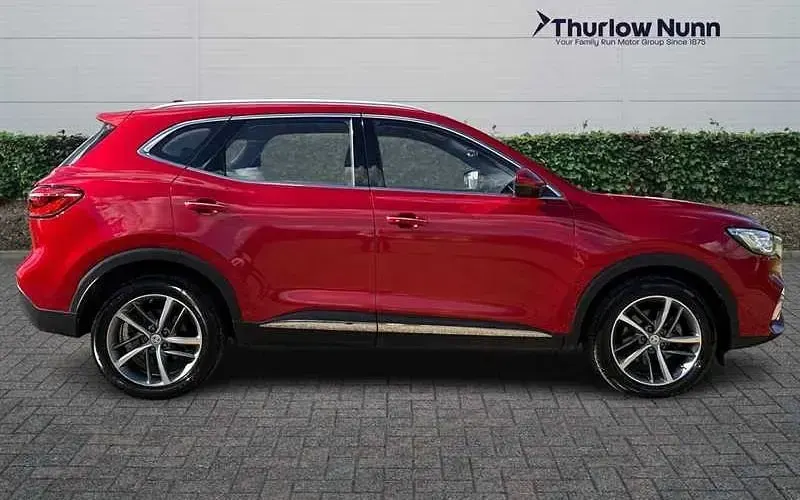 Used MG HS Excite 162 HP (119 kW) 2022 Red SUV