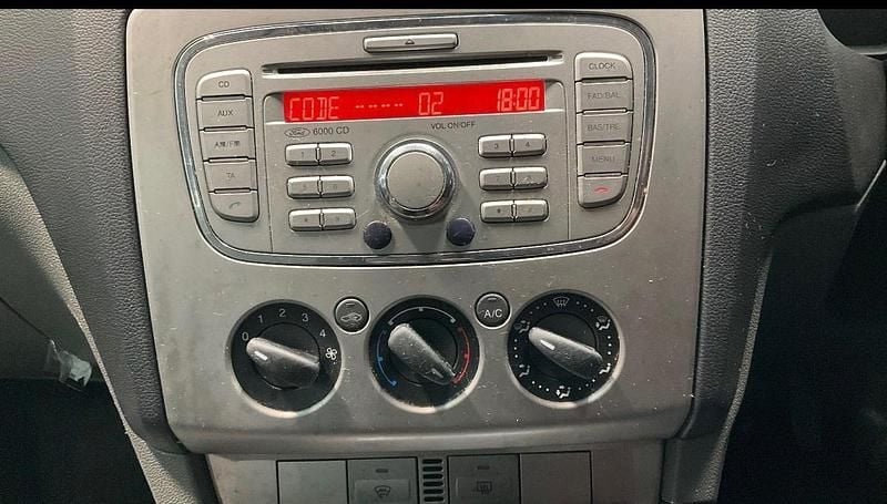 Used Ford Focus Zetec 2009 Grey Hatchback