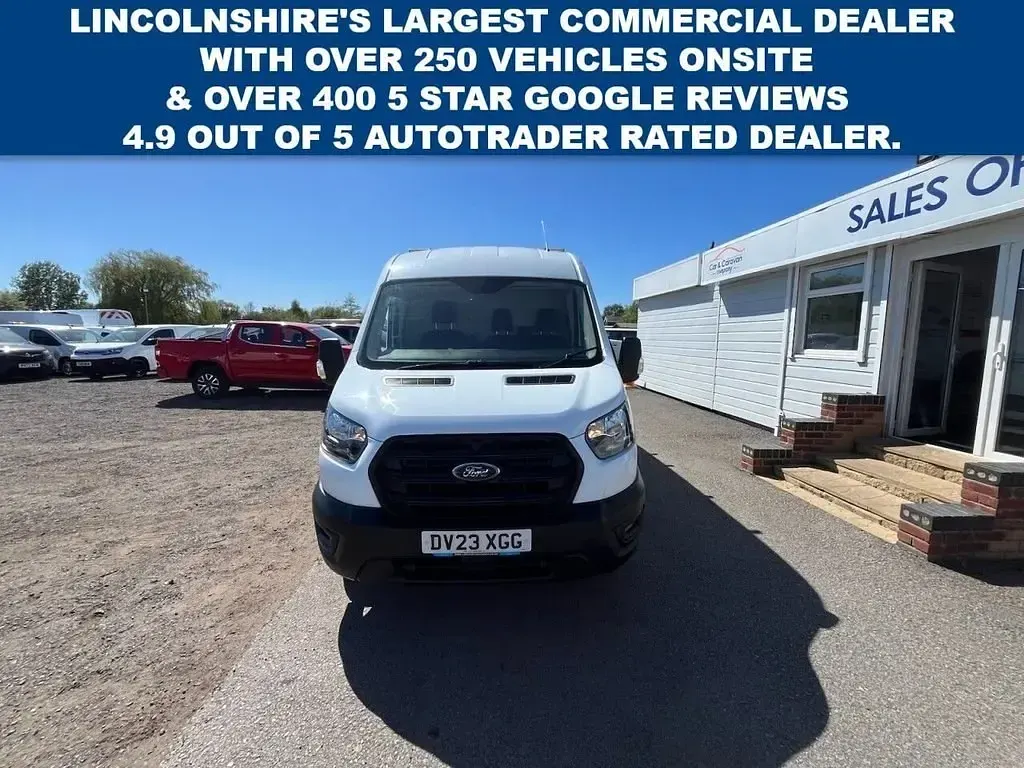 Usado Ford Transit S 130 HP (95 kW) 2023 Branco Van