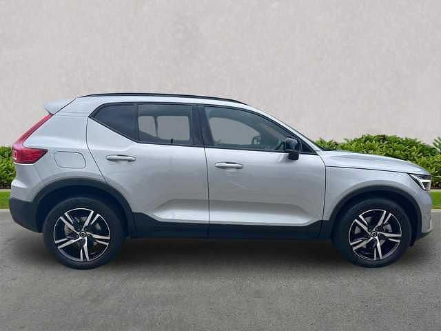 Used Volvo XC40 Plus 163 HP (119 kW) 2023 SUV