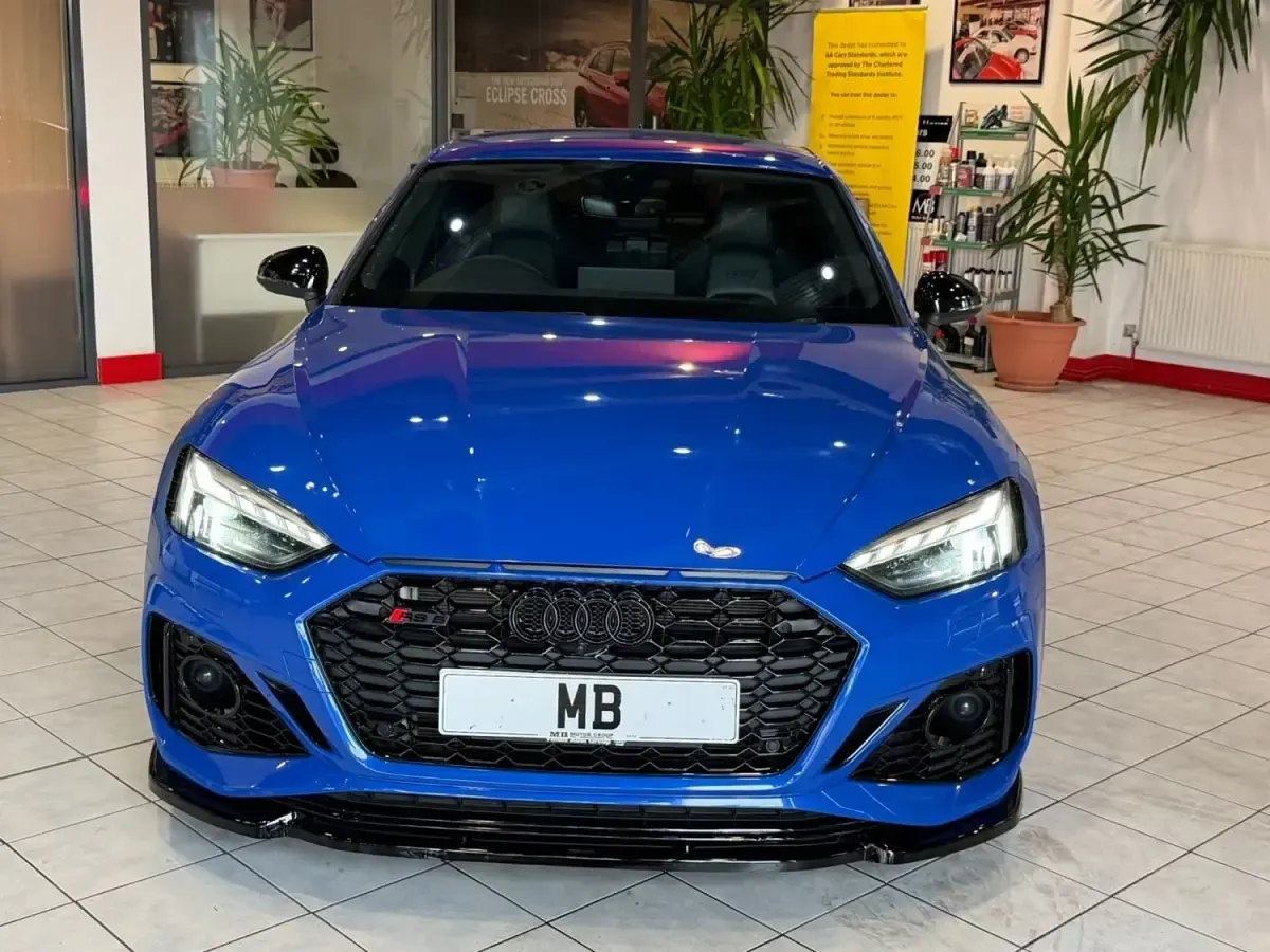 Usado Audi RS5 Advanced 450 HP (330 kW) 2021 Azul Coupé