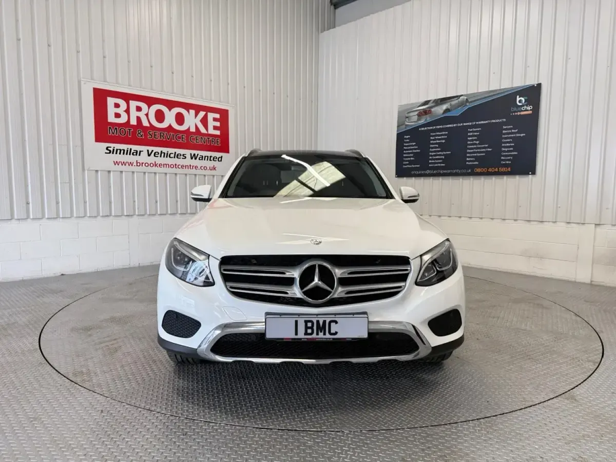 Second-hand Mercedes GLC220 Premium 2016 Alb Break