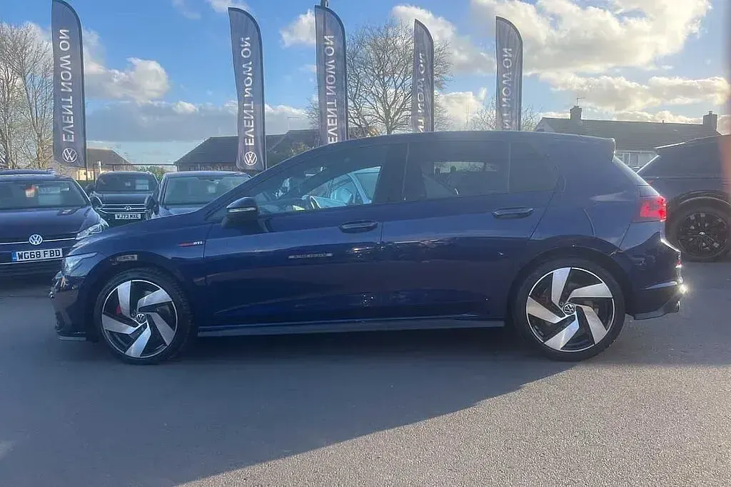 Used VW Golf VIII GTI 245 HP (180 kW) 2024