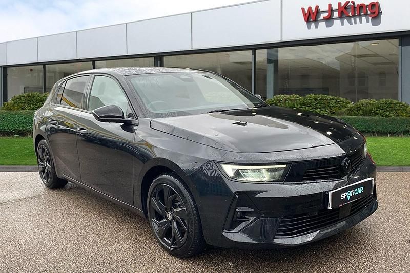 Used Vauxhall Astra S 130 HP (95 kW) 2024 Black Hatchback