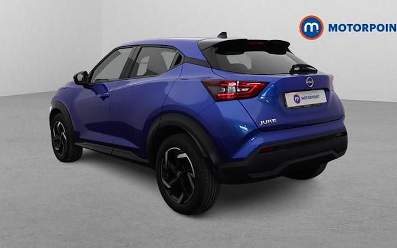 Used Nissan Juke N-Connecta 114 HP (83 kW) 2023 Blue SUV