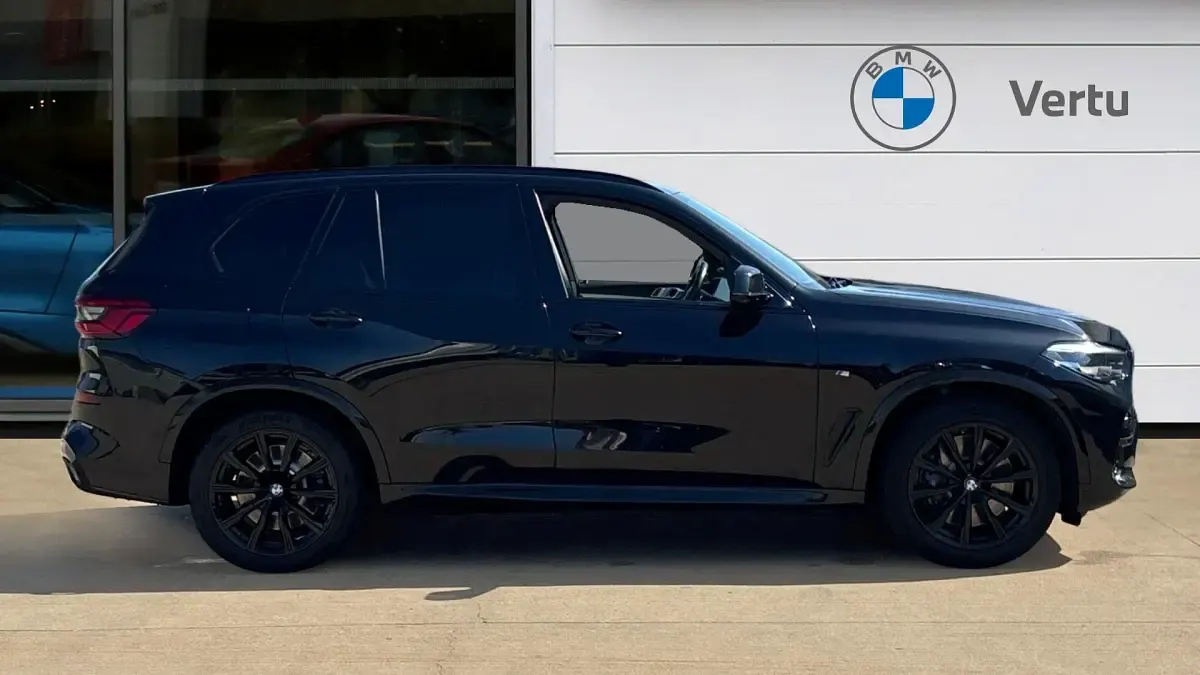 Used BMW X5 M Sport 265 HP (194 kW) 2020 Black SUV