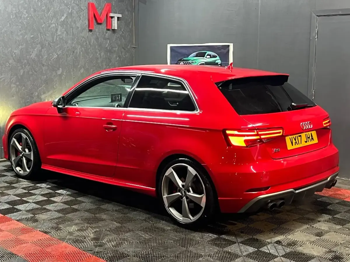 Begagnad Audi S3 Sportback 2017 Röd Halvkombi